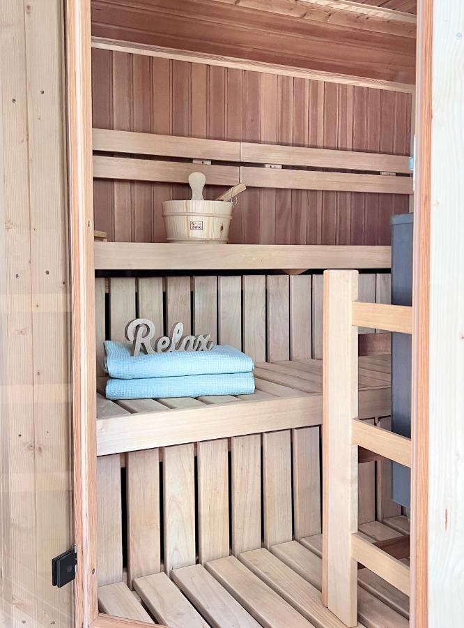 Grosse Wohnung Wellness + Sauna + Netflix Petershagen Bagian luar foto