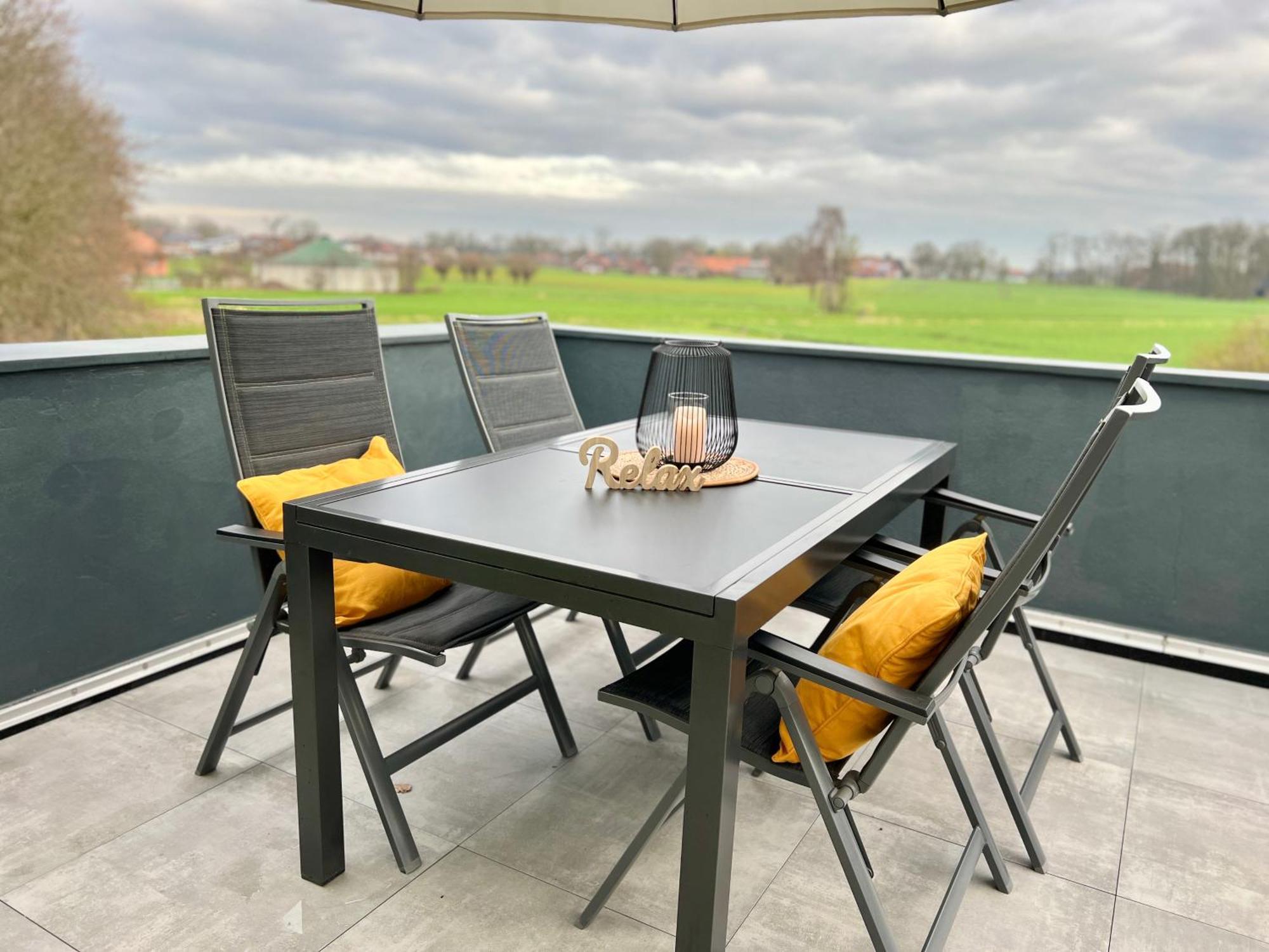 Grosse Wohnung Wellness + Sauna + Netflix Petershagen Bagian luar foto