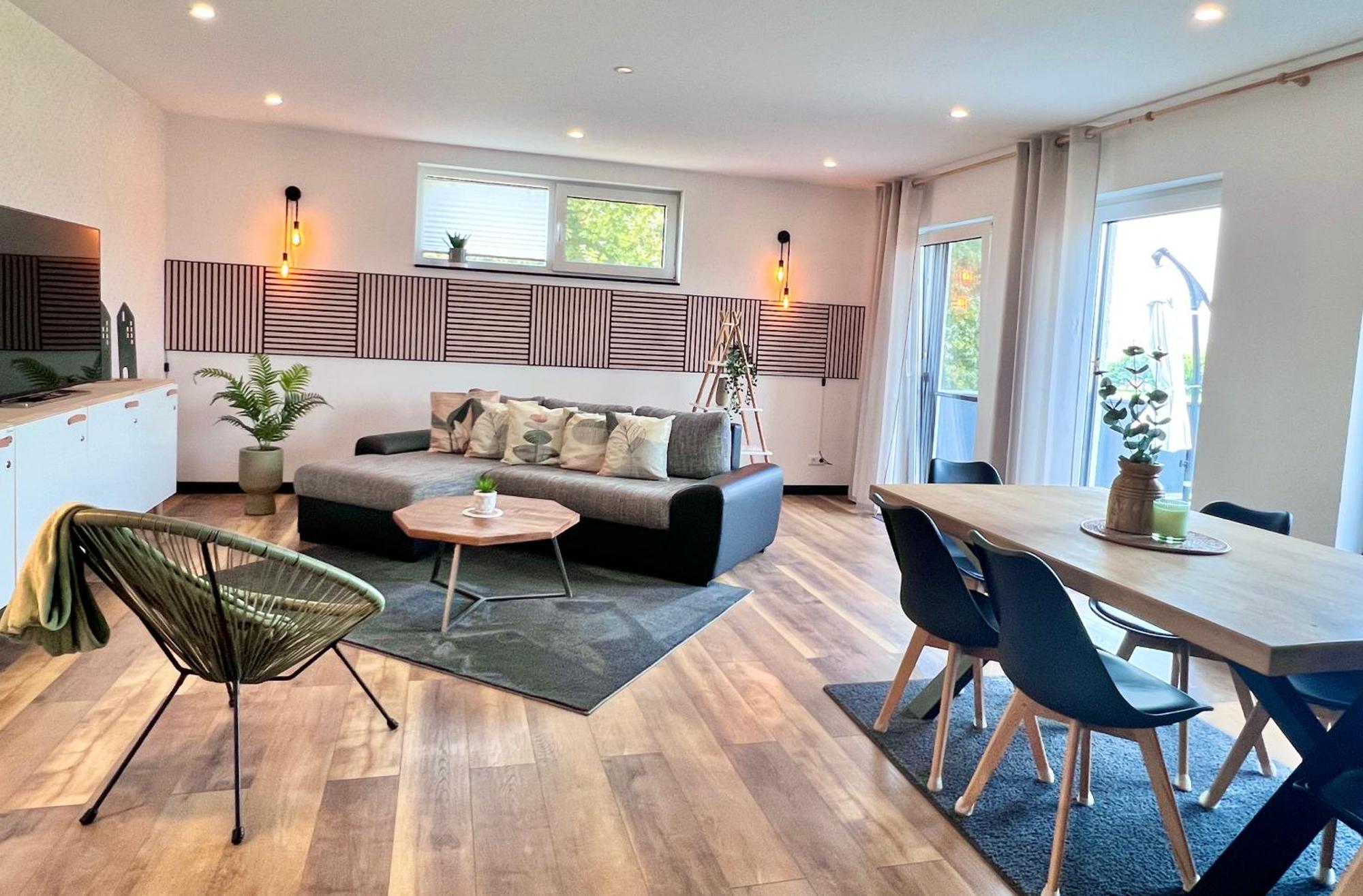 Grosse Wohnung Wellness + Sauna + Netflix Petershagen Bagian luar foto